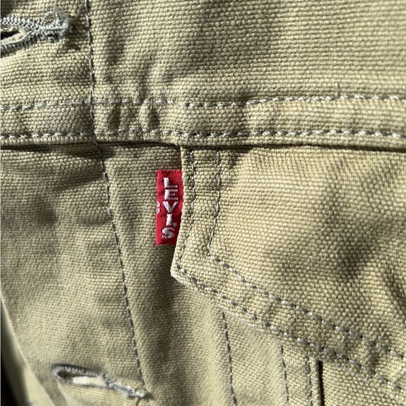 BNWT Levi’s denim trucker jacket - Picture 8 of 8